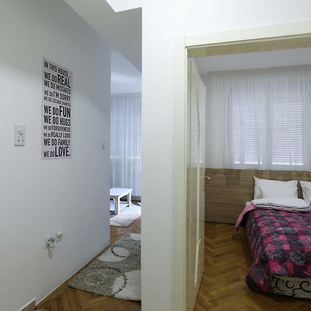 Apartment Promenada 35 Novi Sad Dış mekan fotoğraf