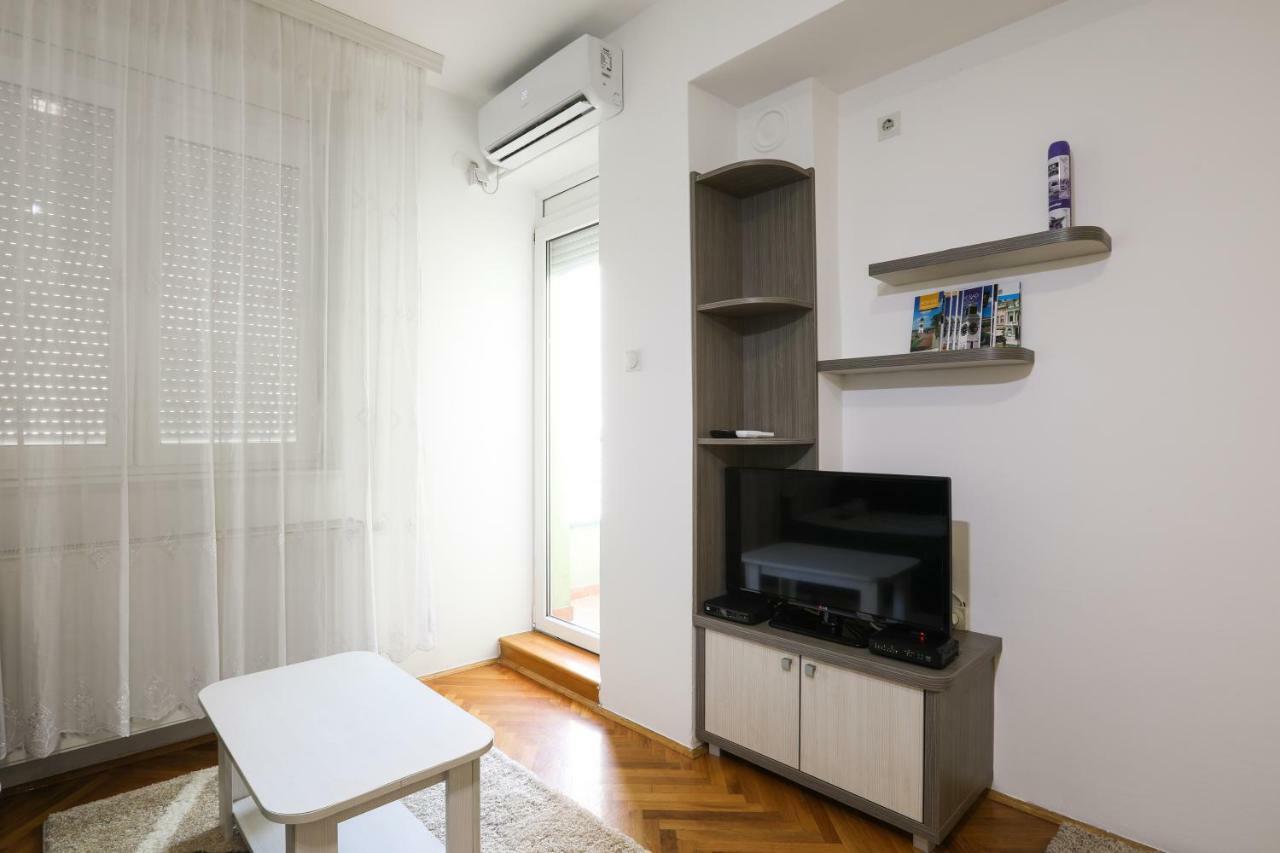 Apartment Promenada 35 Novi Sad Dış mekan fotoğraf