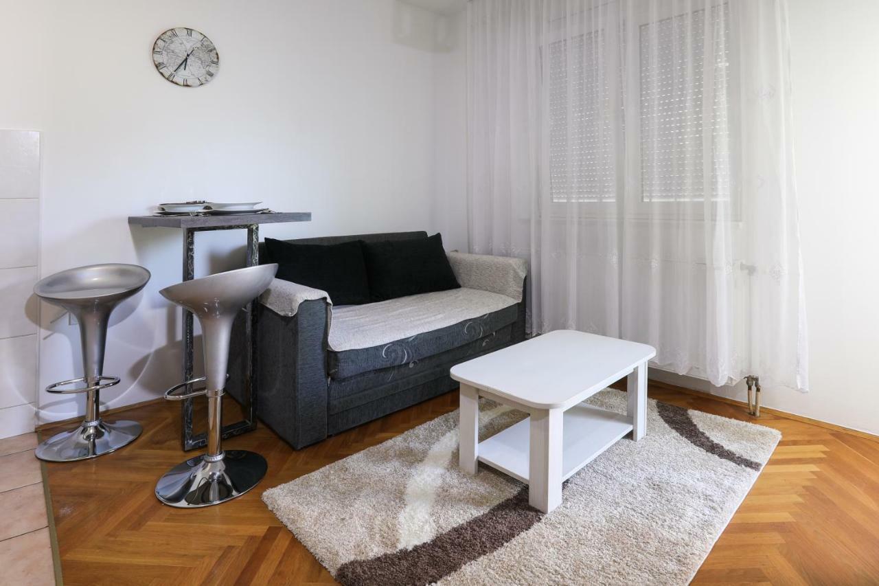 Apartment Promenada 35 Novi Sad Dış mekan fotoğraf